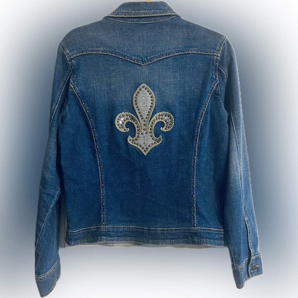 Reba Sz M Blue Denim Womens Jacket with Studs and appliqué design on back - Picture 2 of 11